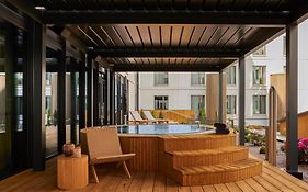 Clarion Hotel Helsinki Airport